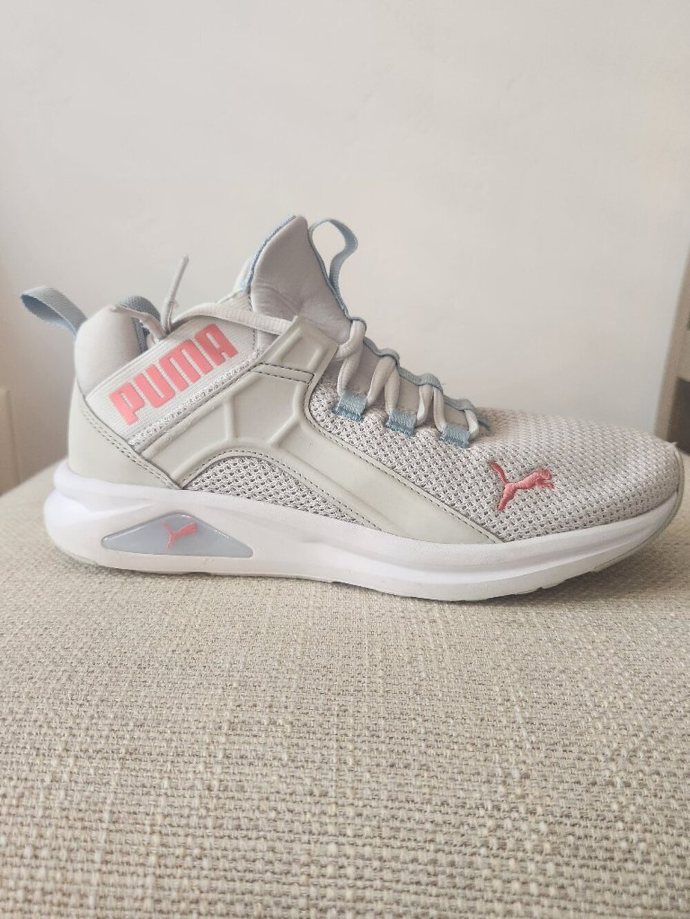 Puma Athletic Shoes - Women's Size 5.5